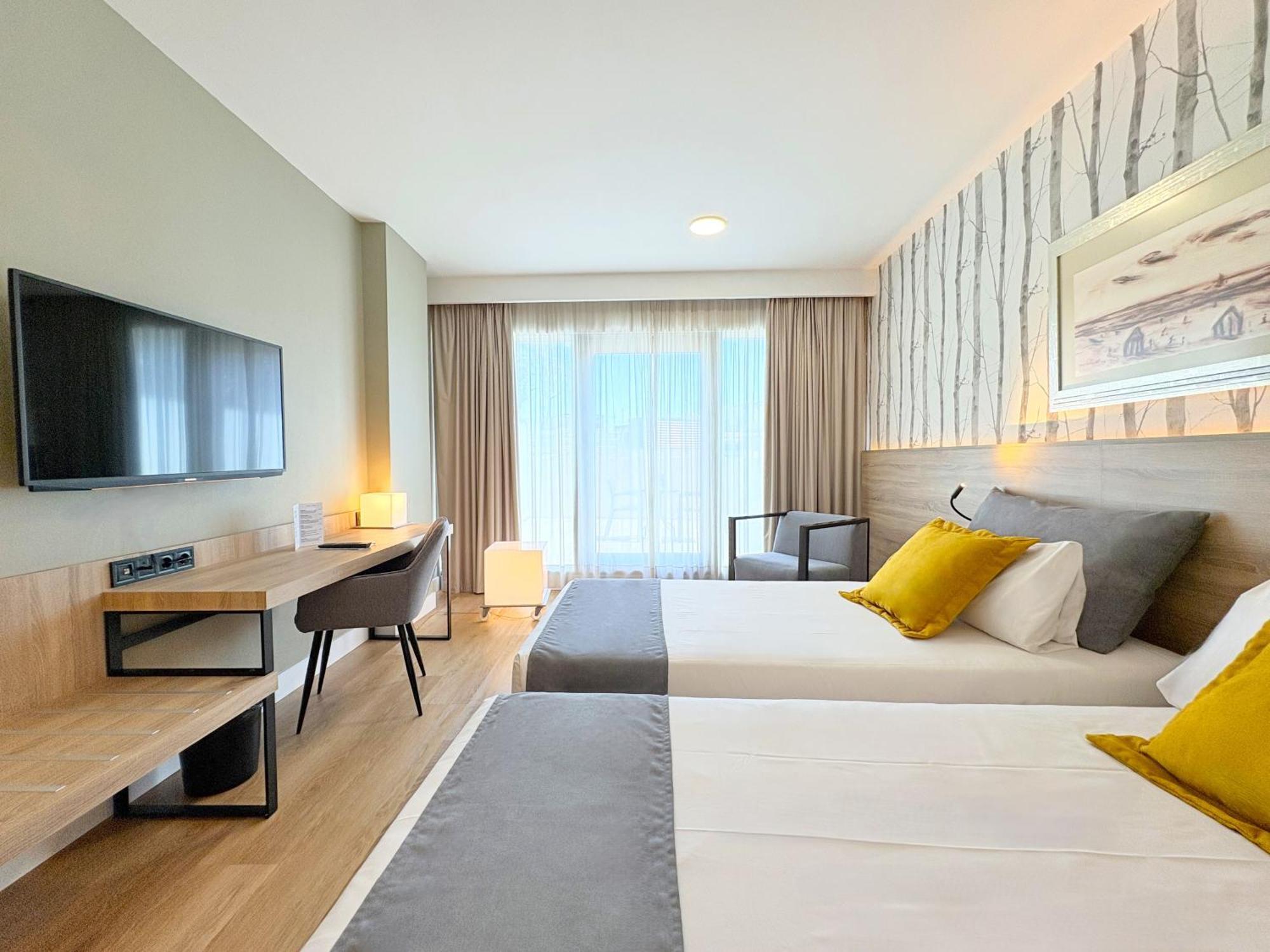 Eurohotel Barcelona Granvia Fira L'Hospitalet de Llobregat Dış mekan fotoğraf